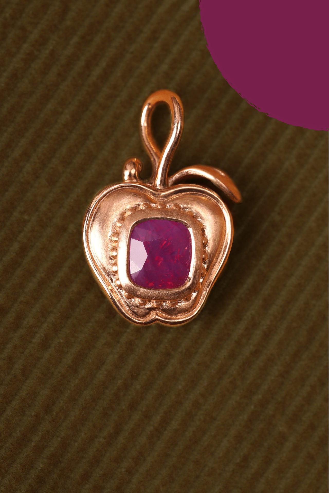 Apple of my Eye - Pink Sapphire