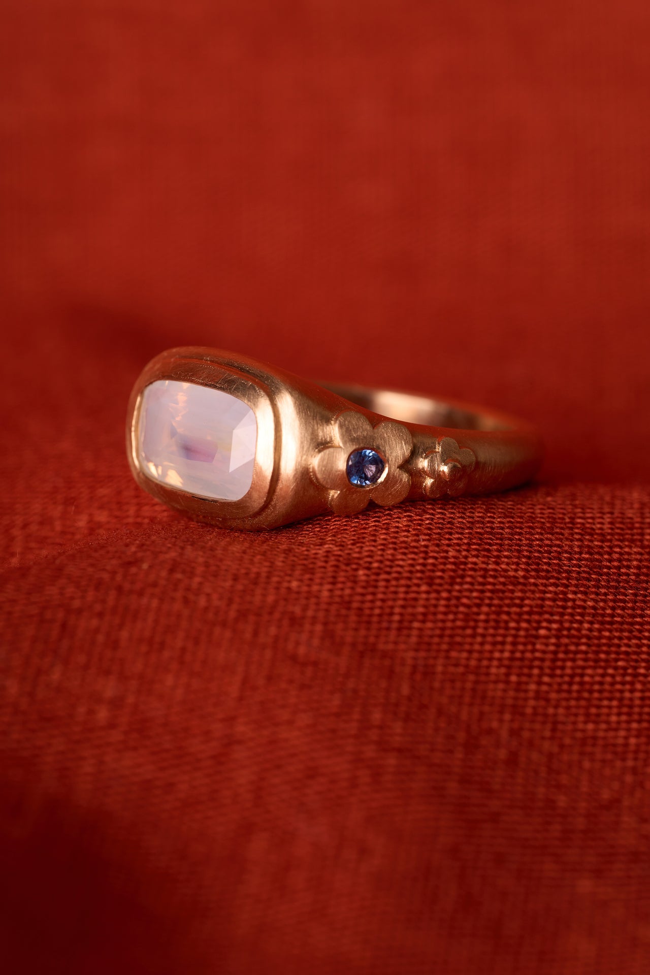 Lyn Ring